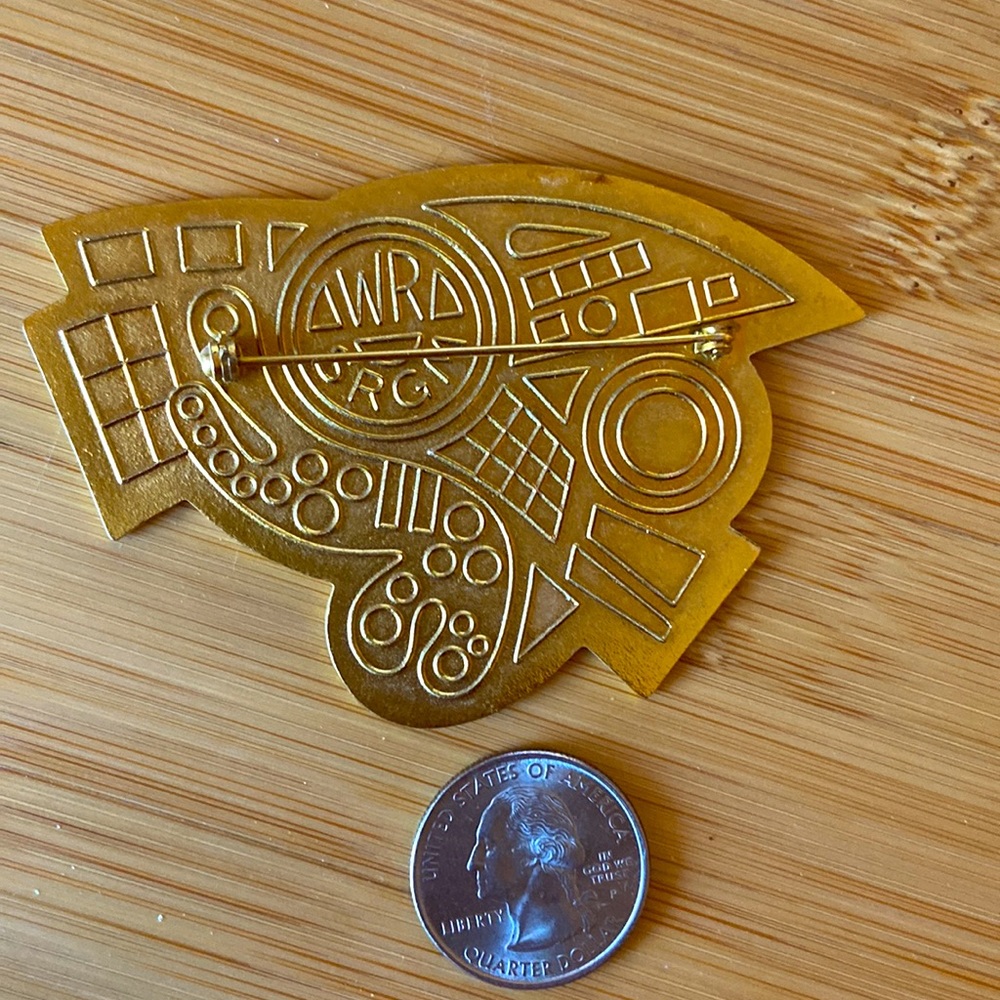 Pin - Picture 2 of 2